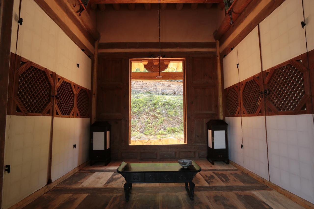 Gwiae Traditional House Yeongcheon Экстерьер фото